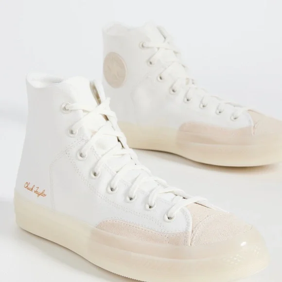 Chuck Taylor’s converse new with box - Picture 3 of 10